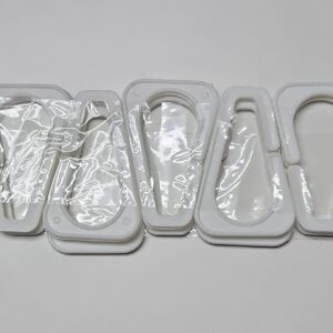 Gancho plástico color blanco 14 Unidades SKU 2