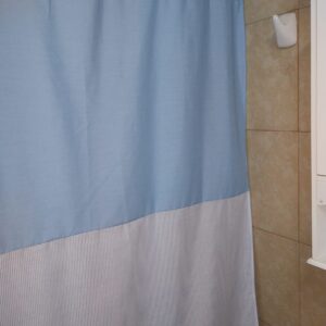 Cortina Celeste líneas celestes  200 x 200 cms  SKU 111