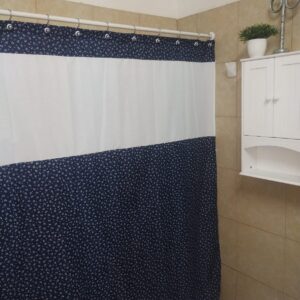 CORTINA DE BAÑO MEDIDA ESPECIAL REGATA ESTAMPADO BLANCO 200X200 SKU 1475